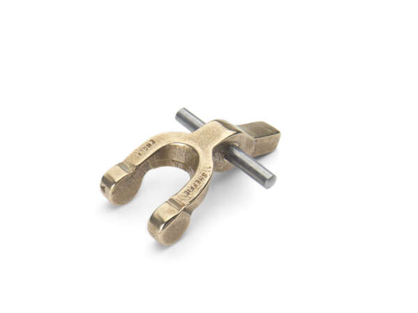 Stanley-Y-Lever_0002.jpg